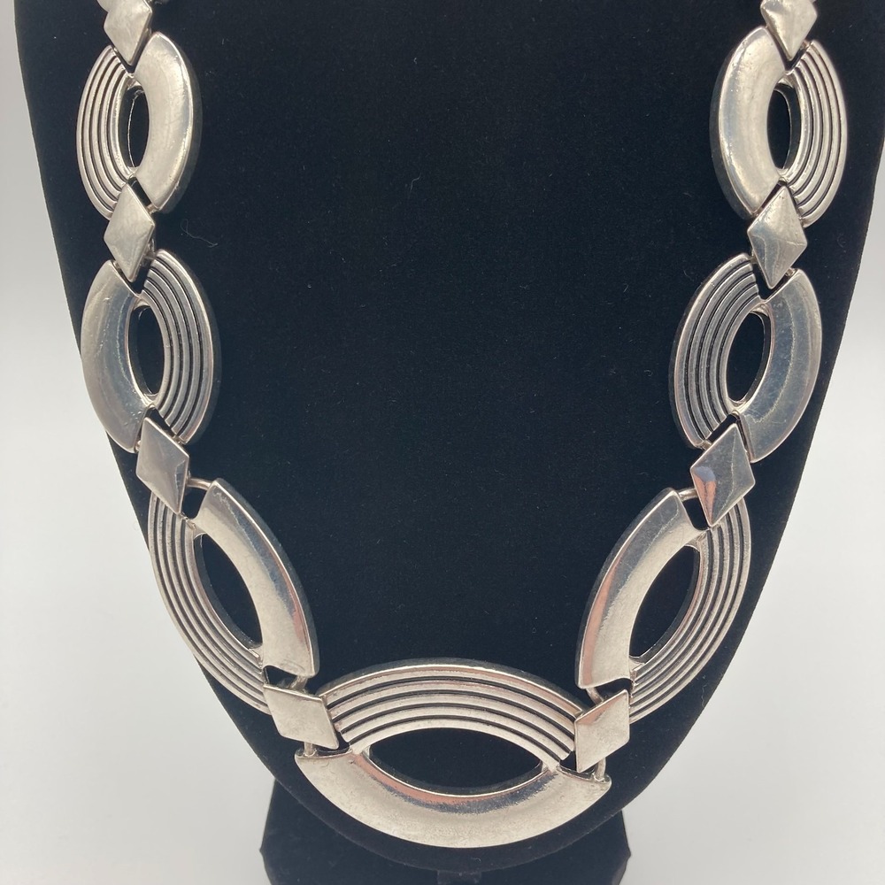 Vintage 80s Art Deco Revival Silver Tone Statement Bib Necklace Ribbed Geometric - Picture 2 of 6